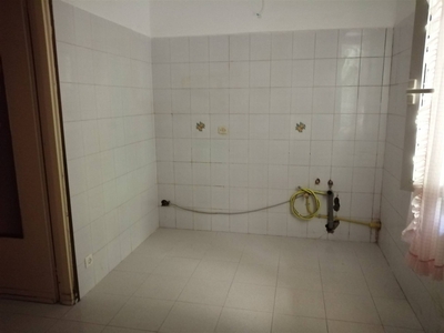 Bilocale a Ventimiglia, 1 bagno, 50 m², piano rialzato in vendita