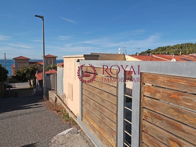 Bilocale in Via Aurelia, Rosignano Marittimo, 1 bagno, posto auto