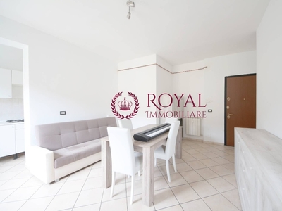 Bilocale in Via Della Coroncina, Livorno, 1 bagno, 65 m², 3° piano