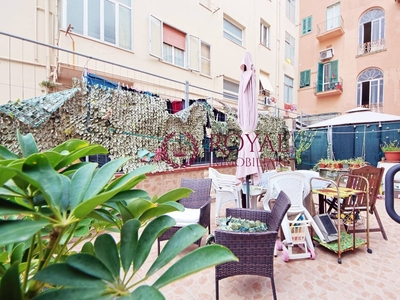 Bilocale in Via Falcone E Borsellino, Livorno, 1 bagno, 68 m²