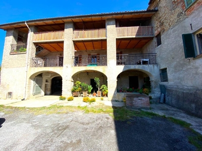 casa in vendita a Sale delle Langhe