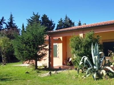 Casa indipendente a San Severino Marche, 4 locali, 1 bagno, 130 m²