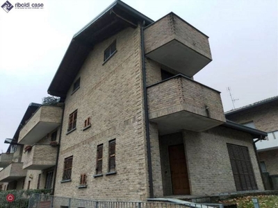 Casa indipendente in CORSO ITALIA, Bovisio-Masciago, 5 locali, 3 bagni
