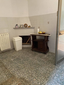 Casa indipendente in Via dei comparini, Viareggio, 5 locali, 1 bagno