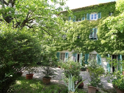 Casa indipendente in Via di Tiglio, Capannori, 9 locali, 5 bagni
