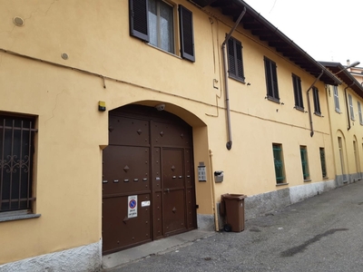 Casa indipendente in Via fedele borghi 3, Legnano, 4 locali, 3 bagni