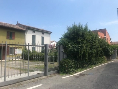 Casa indipendente in Via Mattei 2, Cavenago d'Adda, 9 locali, 3 bagni