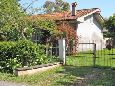 Casa indipendente in Via Piano Rosso, Cisterna di Latina, 3 locali