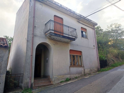 Casa indipendente in Via safi 29, Rometta, 4 locali, 2 bagni, 155 m²
