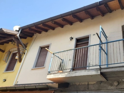 Casa semindipendente a Dairago, 2 locali, 1 bagno, 50 m², 1° piano