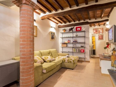 Casa semindipendente a Pietrasanta, 5 locali, 1 bagno, arredato, 84 m²