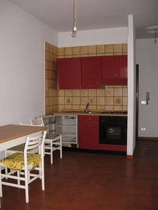 Monolocale a Vallecrosia, 1 bagno, 30 m², 1° piano, ascensore