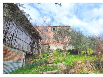 Porzione di casa a Rapallo, 5 locali, 2 bagni, giardino privato