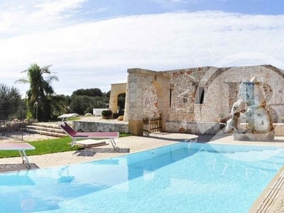 Prestigiosa villa di 165 mq in vendita, Salve, Puglia