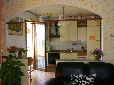 Quadrilocale in Badia pozzeveri, Altopascio, 1 bagno, garage, 70 m²