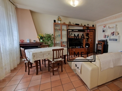 Quadrilocale in Corte Macedoni, Altopascio, 1 bagno, 72 m², 2° piano