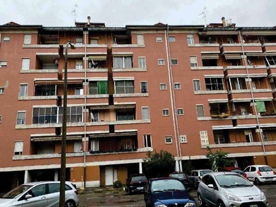 Quadrilocale in E. Mattei, Gorgonzola, 2 bagni, 100 m², 4° piano