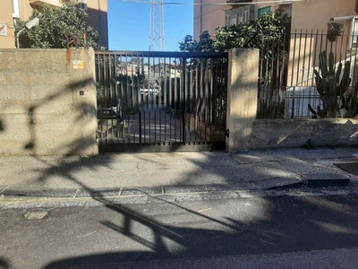 Quadrilocale in Via Empedocle, Messina, 2 bagni, 100 m², 3° piano