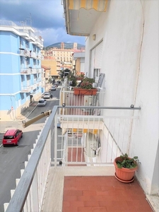 Quadrilocale in Via fosse ardeatine, Terracina, 1 bagno, 130 m²