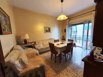Quadrilocale in Via Marco Polo 73, Messina, 2 bagni, 175 m², 3° piano