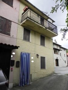 Terratetto - terracielo a Camaiore, 4 locali, 1 bagno, 40 m²