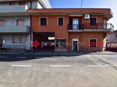 Trilocale in Via Bainsizza 61, Bovisio-Masciago, 1 bagno, 121 m²