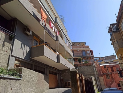 Trilocale in Via comunale Santo 50, Messina, 2 bagni, 105 m², 2° piano