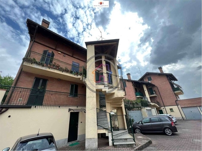 Trilocale in Via filippo gerbino, Lentate sul Seveso, 2 bagni, 105 m²