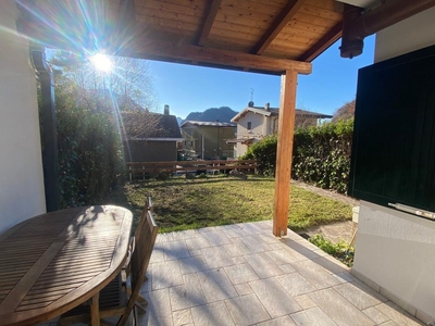 Trilocale in Via filippo turati, Ballabio, 1 bagno, 72 m² in vendita