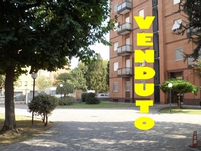 Trilocale in Via gramsci, Cavenago di Brianza, 1 bagno, 90 m²