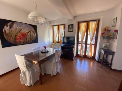 Trilocale in Via ranocchiaio, Seravezza, 1 bagno, 58 m², 1° piano