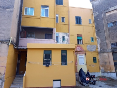 Trilocale in Viale Giostra, Messina, 1 bagno, 50 m², 1° piano