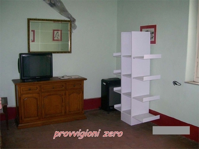 Trilocale in Viareggio, Viareggio, 1 bagno, 90 m², 1° piano in vendita