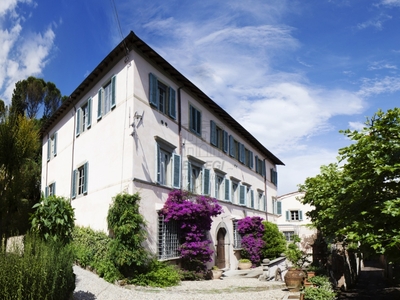Villa in Via di mastiano e gugliano, Lucca, 15 locali, 7 bagni, camino