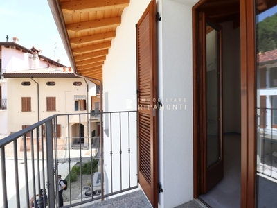 Villa a schiera in Via Giuseppe Mazzini, Ballabio, 3 locali, 2 bagni