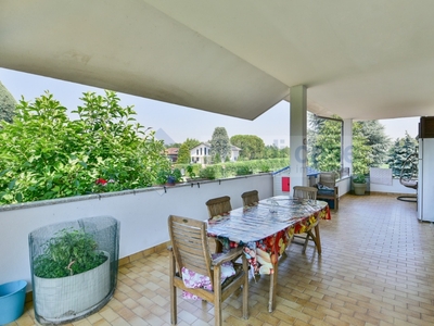 Villa a schiera in VIA VERNE, Seregno, 5 locali, 2 bagni, 480 m²