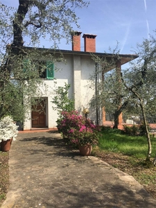Villa in Montecarlo, Montecarlo, 5 locali, 2 bagni, giardino privato