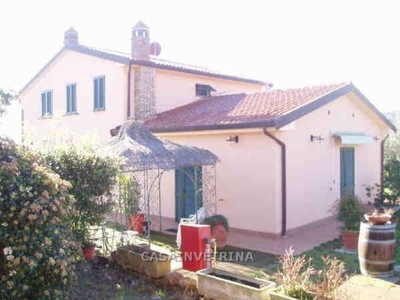 Villa in OSSERVATORIO, Grosseto, 8 locali, 4 bagni, giardino privato