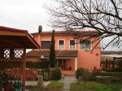 Villa in Porcari, Porcari, 8 locali, 2 bagni, giardino privato, garage