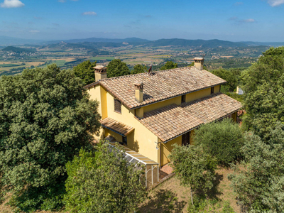 villa in vendita a Corciano