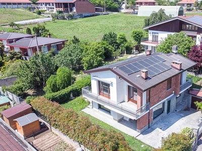 Villa in vendita a Moncalieri Torino Revigliasco