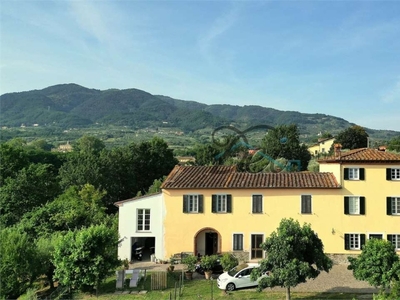 Villa in Via di Tofori 70, Capannori, 17 locali, 6 bagni, garage