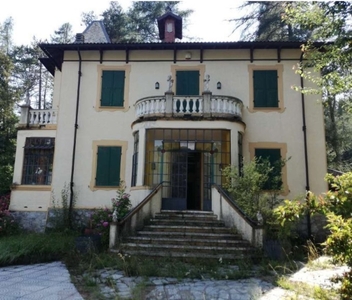 Villa in Via Nazionale 105, Pornassio, 23 locali, 7 bagni, garage