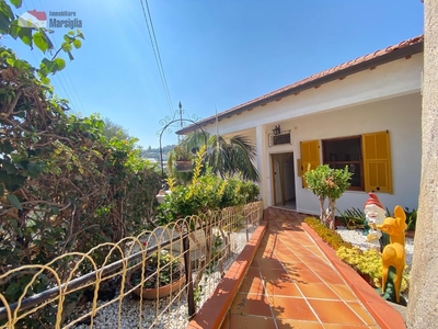 Villa singola in Strada Maccagnan, Sanremo, 3 locali, 1 bagno, garage