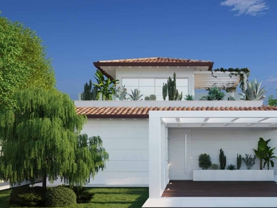 Villa con giardino a Forte dei Marmi