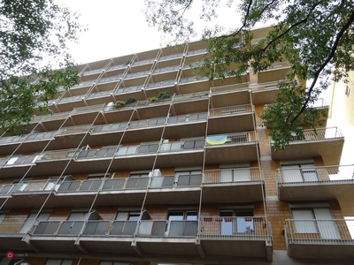 Appartamento in Affitto in Corso Sebastopoli 213 a Torino