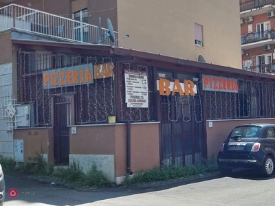 Negozio/Locale commerciale in Affitto in Via Floridiana a Roma