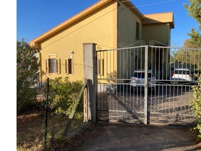 Villa in vendita a Nissoria, Via Regione Sicilia 54
