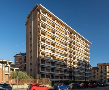 Vendita Appartamento Via Enrico Cialdini, Torino