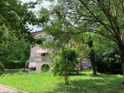 Villa a Correggio